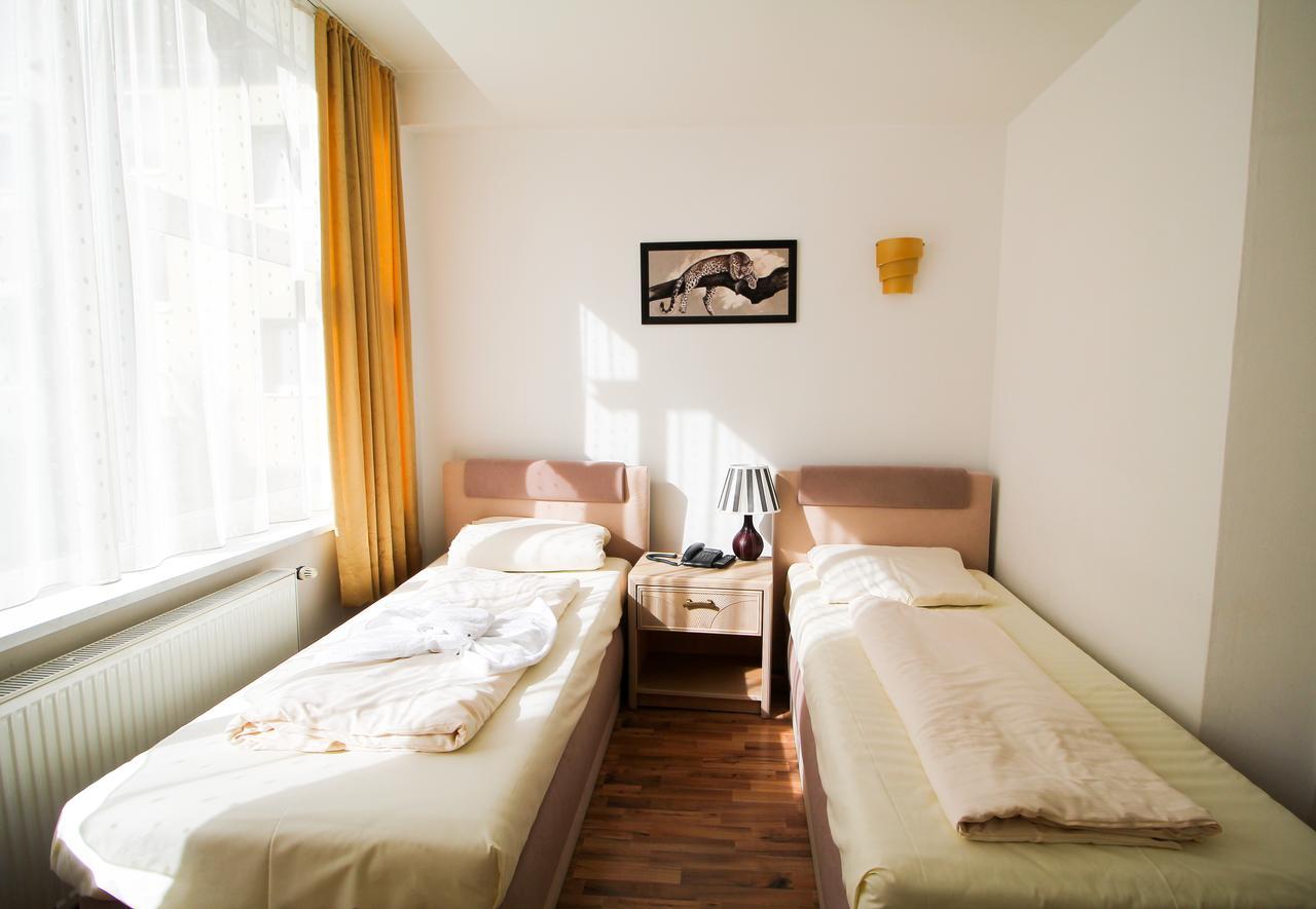 Harmony Hotel 2*