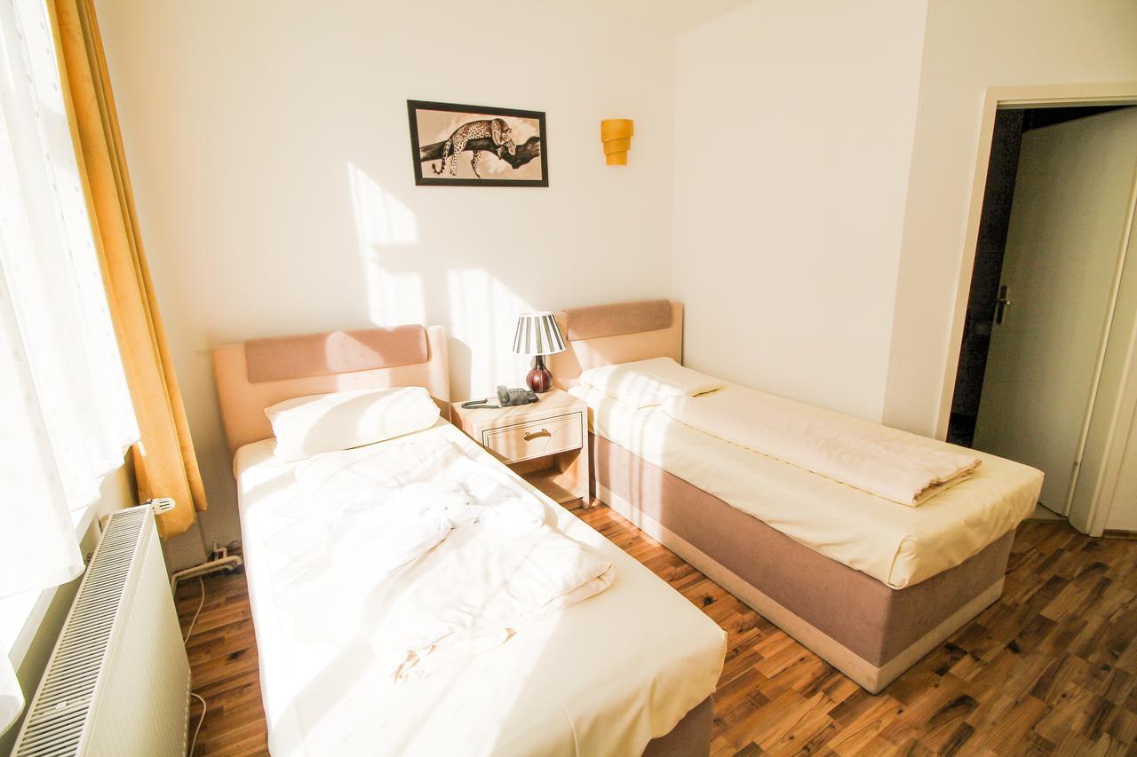 Hotel Harmony